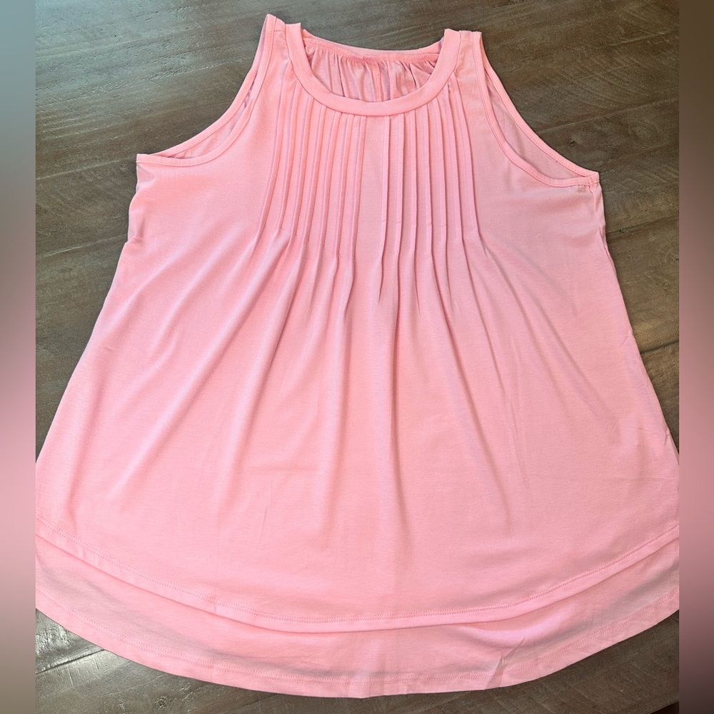 ⭐️Women’s pink summer pleated casual tank top - Picture 3 of 6